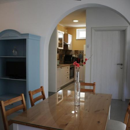 Apartment Nola Porozina エクステリア 写真